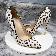 Load image into Gallery viewer, Polka Dot Womens Pumps
