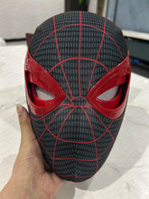 Load image into Gallery viewer, Halloween Spider-Man Cosplay Moving Eyes Mask
