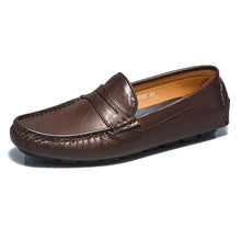 Load image into Gallery viewer, Men&#39;s Classic Boat Shoes
