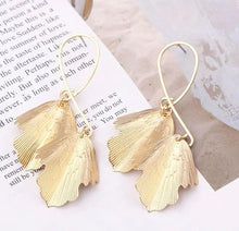 Load image into Gallery viewer, Bell Leaf Earrings
