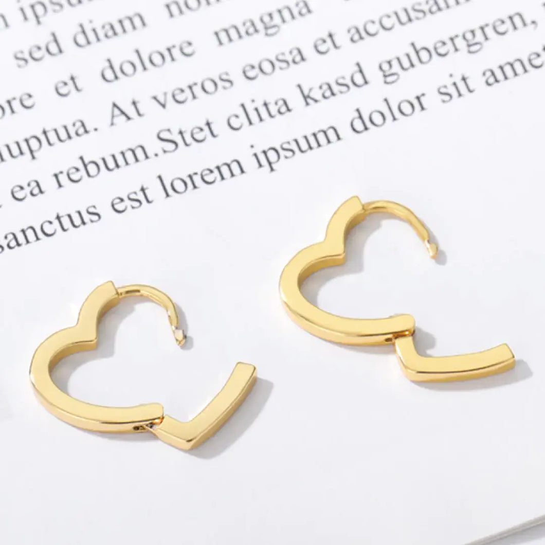 Elia Heart Earrings