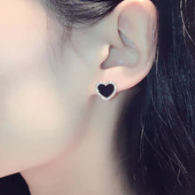 Load image into Gallery viewer, Onyx Heart Earrings
