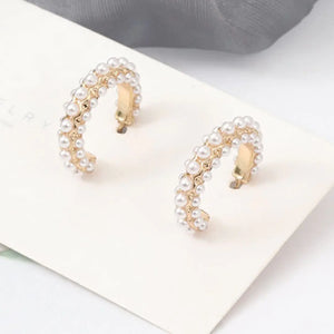 Eleanor Pearl Hoop Earrings