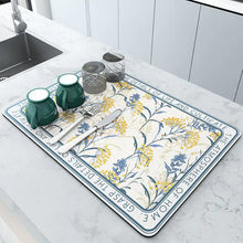 Load image into Gallery viewer, Kitchen Countertop Absorbent Mat
