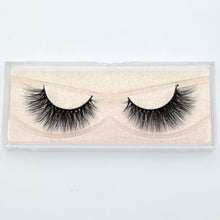 Load image into Gallery viewer, Cruelty-Free Handmade 3D Mink Lashes
