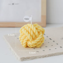 Load image into Gallery viewer, Creative Handmade Wool Ball Candle
