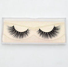 Load image into Gallery viewer, Cruelty-Free Handmade 3D Mink Lashes
