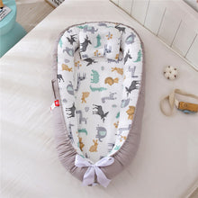 Load image into Gallery viewer, Newborn Baby Portable Crib &quot;Baby Nest&quot;
