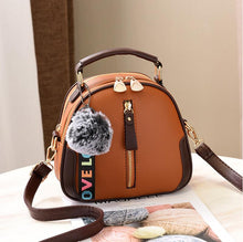 Load image into Gallery viewer, Crossbody Classic Bag
