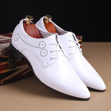 Load image into Gallery viewer, Men&#39;s Glossy Oxford Leather Shoes
