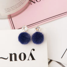 Load image into Gallery viewer, Women&#39;s Fashion Earrings
