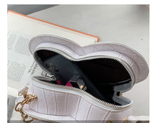 Load image into Gallery viewer, Cute Heart Shaped Design Purse
