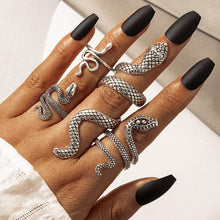 Load image into Gallery viewer, 4 Pcs/Set Texture Snake Ring
