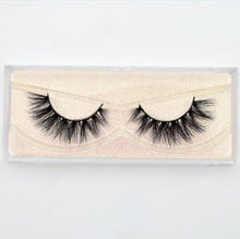 Load image into Gallery viewer, Cruelty-Free Handmade 3D Mink Lashes
